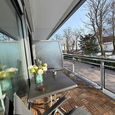 Kajuete 15 - In Ostsee - Vordere Strandlage Appartement *