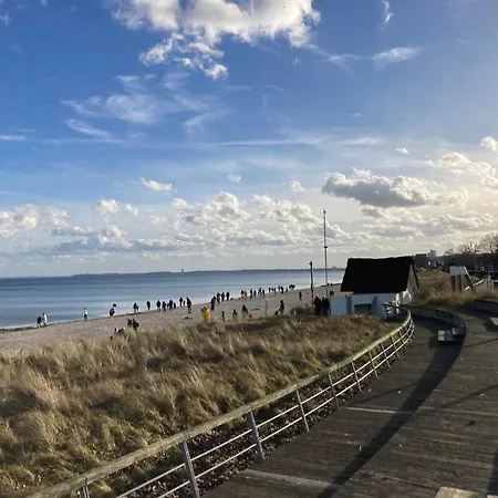 Kajuete 15 - In Ostsee - Vordere Strandlage *